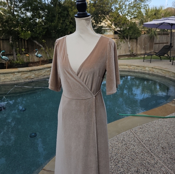 BALTICBORN velvet wrap Deep V Neck Velvet Prom Dress Short Sleeves Long Brides M - Picture 14 of 16